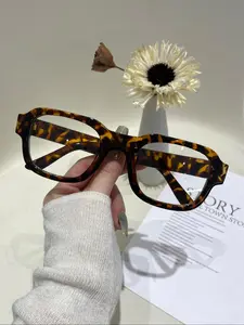 Simple Anti-blue Light Tortoiseshell Eyeglasses, Basic Flat Frame Fashion Eyeglasses for Women & Men, Fashion Square Eyeglass Frame Eyeglasses for Clothing Decor, Stylish Trendy Eyewear