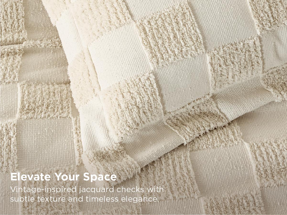 【Mother's day Deal】Bedsure Checkered Farmhouse Shabby Chic Comforter Set ,Boho Tufted Bed Set, King Size Bedding, 3 Pieces, 1 Plaid Geometric Comforter and 2 Pillow Shams,Jacquard Design Soft Breathable Lightweight All-Season Filling OEKO-TEX Certified