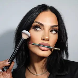 PHOENIX COLLECTION BUNDLE - 3 products (1 Lipstick, 1 Lip liner, 1 Lip Gloss)