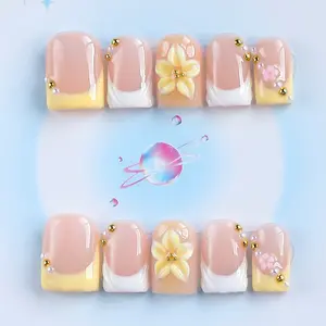 Nailssbysheccid，10pcs press-on nails, square shape, 100% handmade, simple style, combined with French style, Nail Art, suitable for family dinners, dates, weddings, it is the best gift for girls! Comes with jelly glue, crystal sticks and twisting rods.