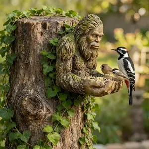 Bigfoot Tree Face Decoration – Outdoor Garden Sculpture with Bird Feeder Function for Yard Art and Lawn Decor