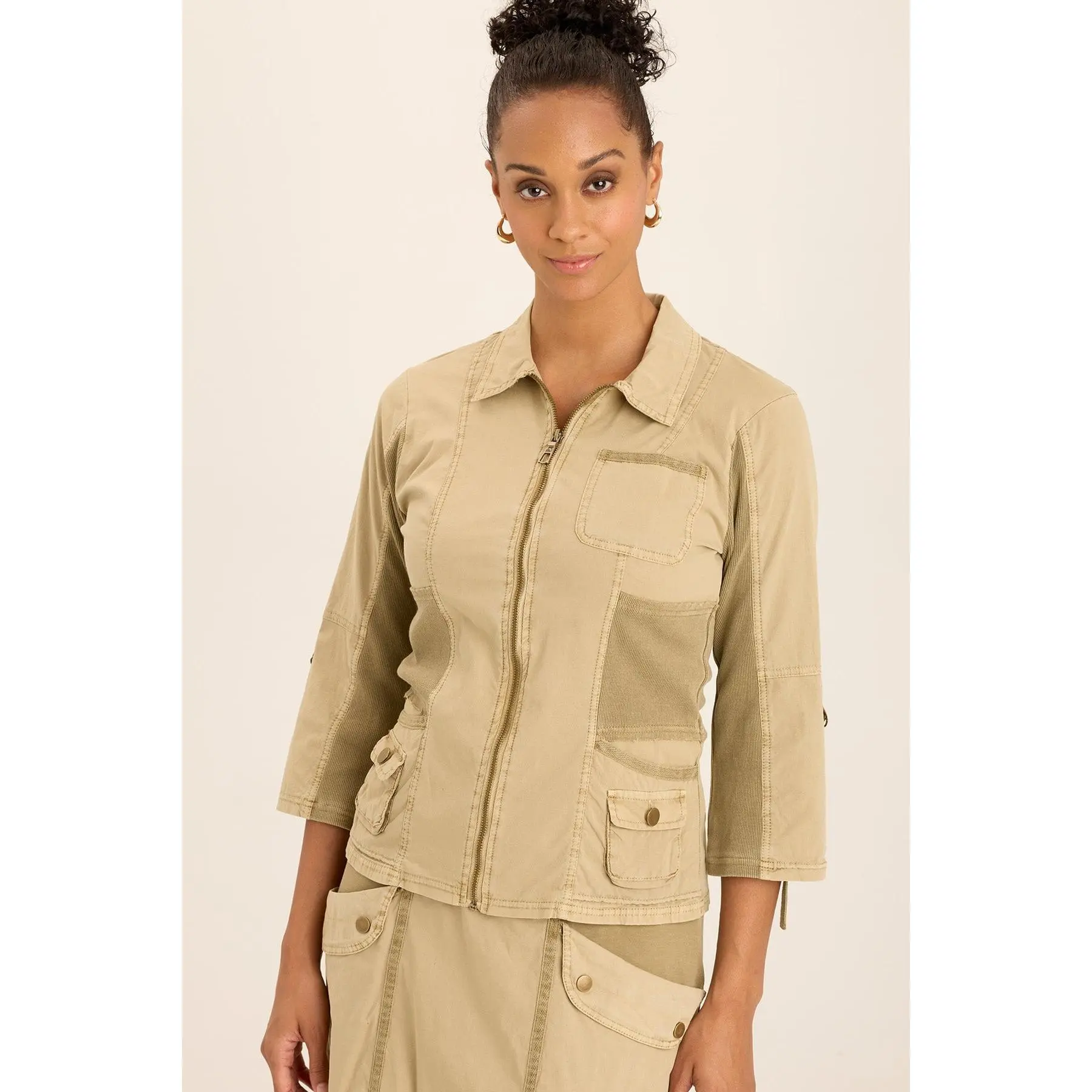 Women's Wexel Stretch Poplin Fitted Cargo Jacket, Cotton Fabric, Casual Style, Traditional Design, Zipper Closure, Long Sleeve