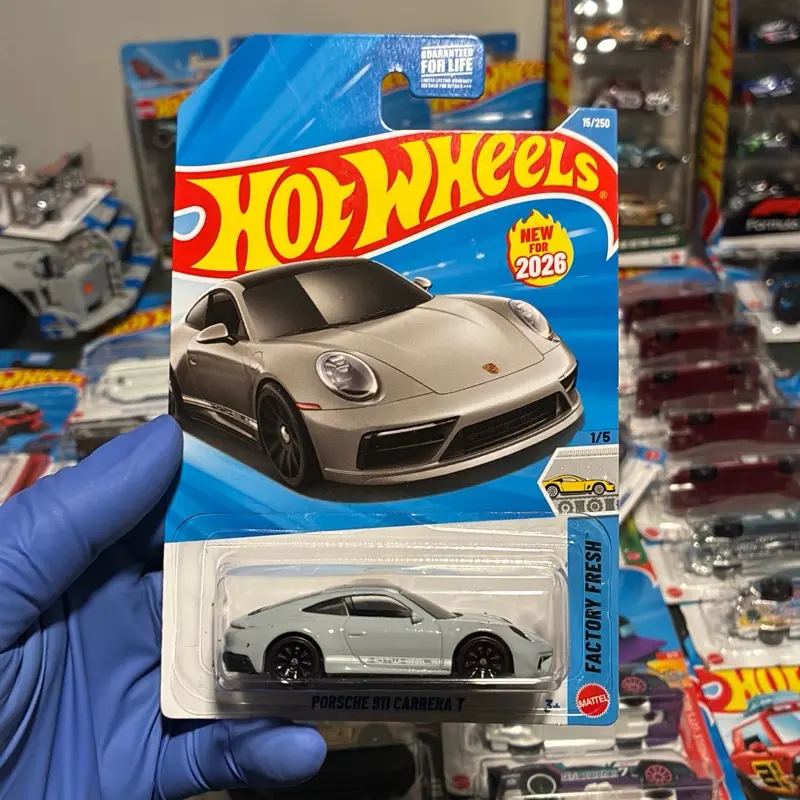 Hot Wheels 2026 PORSCHE 911 CARRERA T Factory Fresh Diecast Toy Car 15/250 Scale Collectible Model