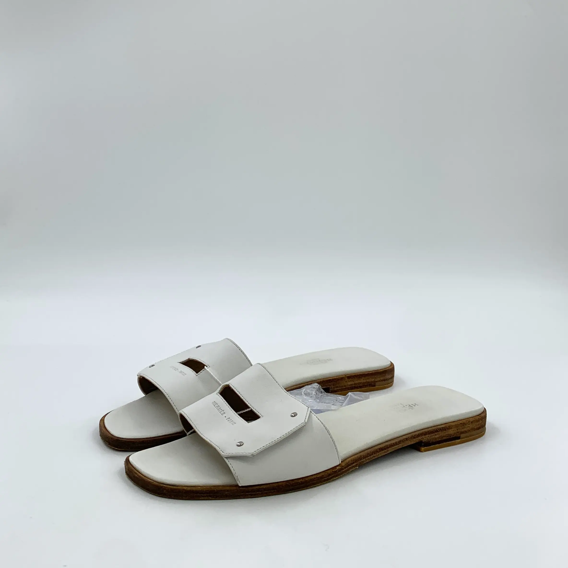RDLT-Hermes Size 38 White Kelly Buckle Flat Slide Sandals-X35420