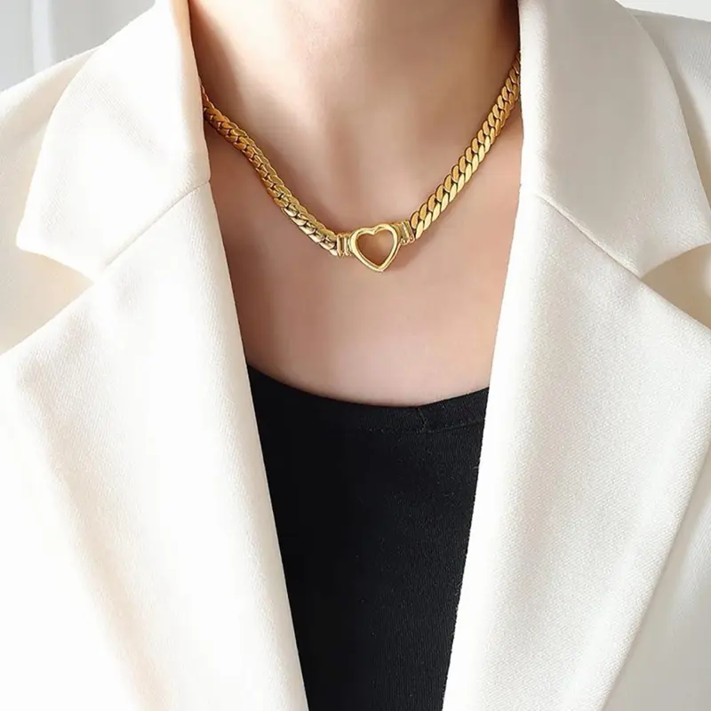 Non-Natural Crystal Necklaces with Stainless Steel Pendants, Jewelry Accessories & Derivatives Set