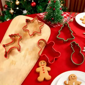 5-piece stainless steel Christmas cookie cutter set with soft PVC edges, 430 heavy-duty steel cutters in gingerbread man, snowflake, Santa Claus face, Christmas tree and reindeer shapes, durable Christmas cookie cutters, Baking tools