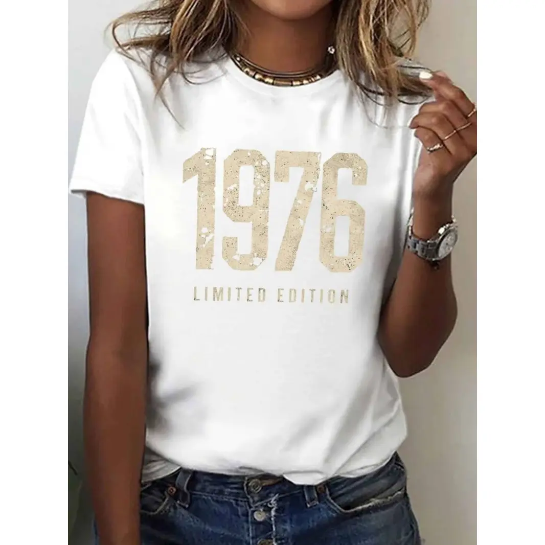 Women's Short-Sleeve Cotton Round Neck Graphic T-Shirt, 1976 Vintage Number Print, Loose Fit Soft Breathable Casual Summer Streetwear Top, Ideal Birthday Gift