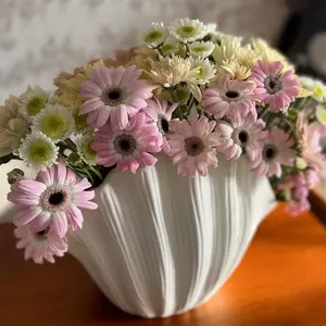Shell — Organic resin curve vase