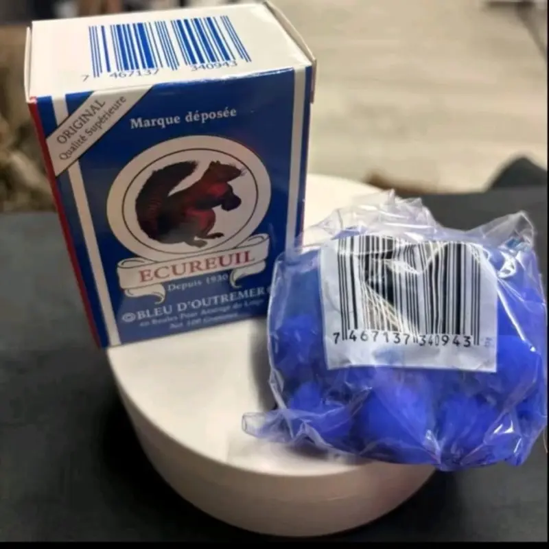(Écureuil Bleu d'Outremer Laundry Bluing Cubes – 1 Pack (100g Each)
