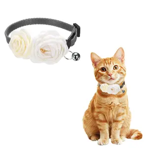 PETAXCELL Flower Cat Dog Collar with Bell Adjustable Reflective Breakaway Cat Collar for Kitten Puppies Small Dogs Party Daily Decoration Festival