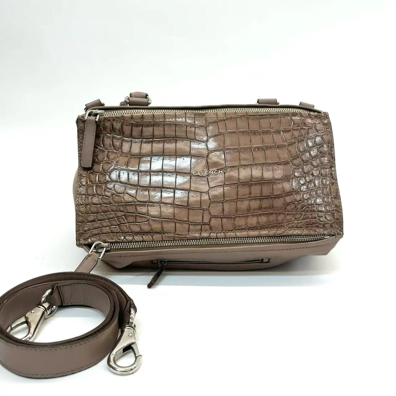 Pre-owned GIVENCHY Pandora Box Bag Base Length 32 Year 18 WWL2373322