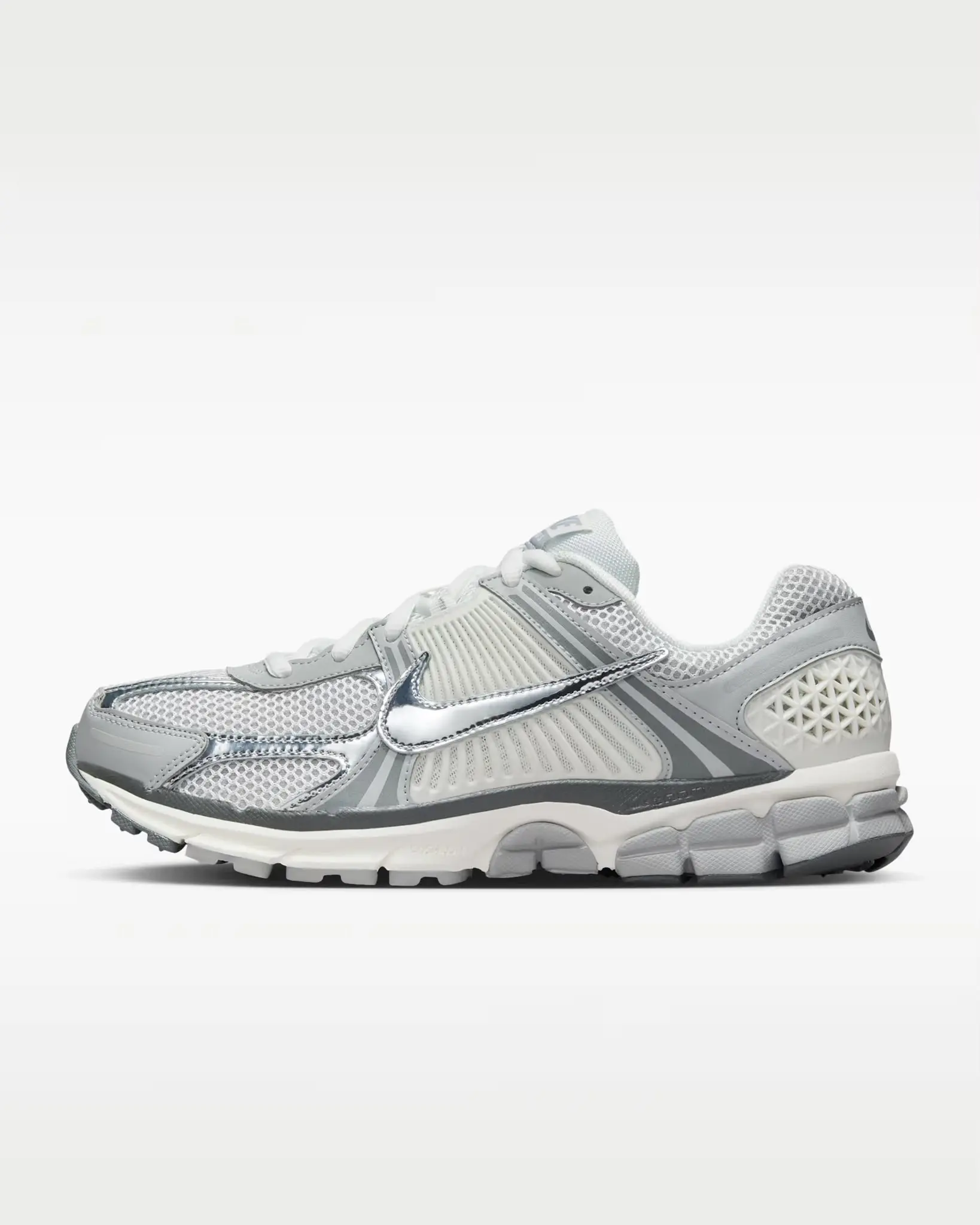 Nike Zoom Vomero 5 Metallic Silver Mens Sneakers