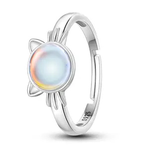 MULA S925 Silver-plated Adjustable Cat Ring with Rainbow Glass - A cute pet-themed open ring, the perfect gift for girls and ladies on birthdays, Christmas, and Valentine's Day.