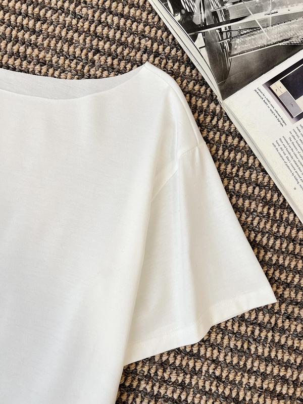 Women's Plain Off Shoulder Distressed Number 07 Tee, Casual Loose Letter Graphic Short Sleeve T-shirt for Summer, Ladies Clothes for Daily Wear