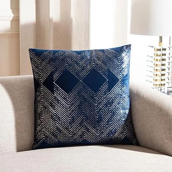 Safavieh Sarla 18" x 18" Pillow Safavieh Sarla 18" x 18" Pillow