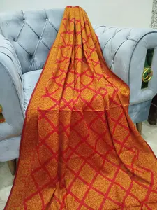 Pashmina Wool Shawl - Elegant Versatile Accessory for Any Occasion Soft Luxurious Feel Ideal for Layering Simple Sophisticated Design