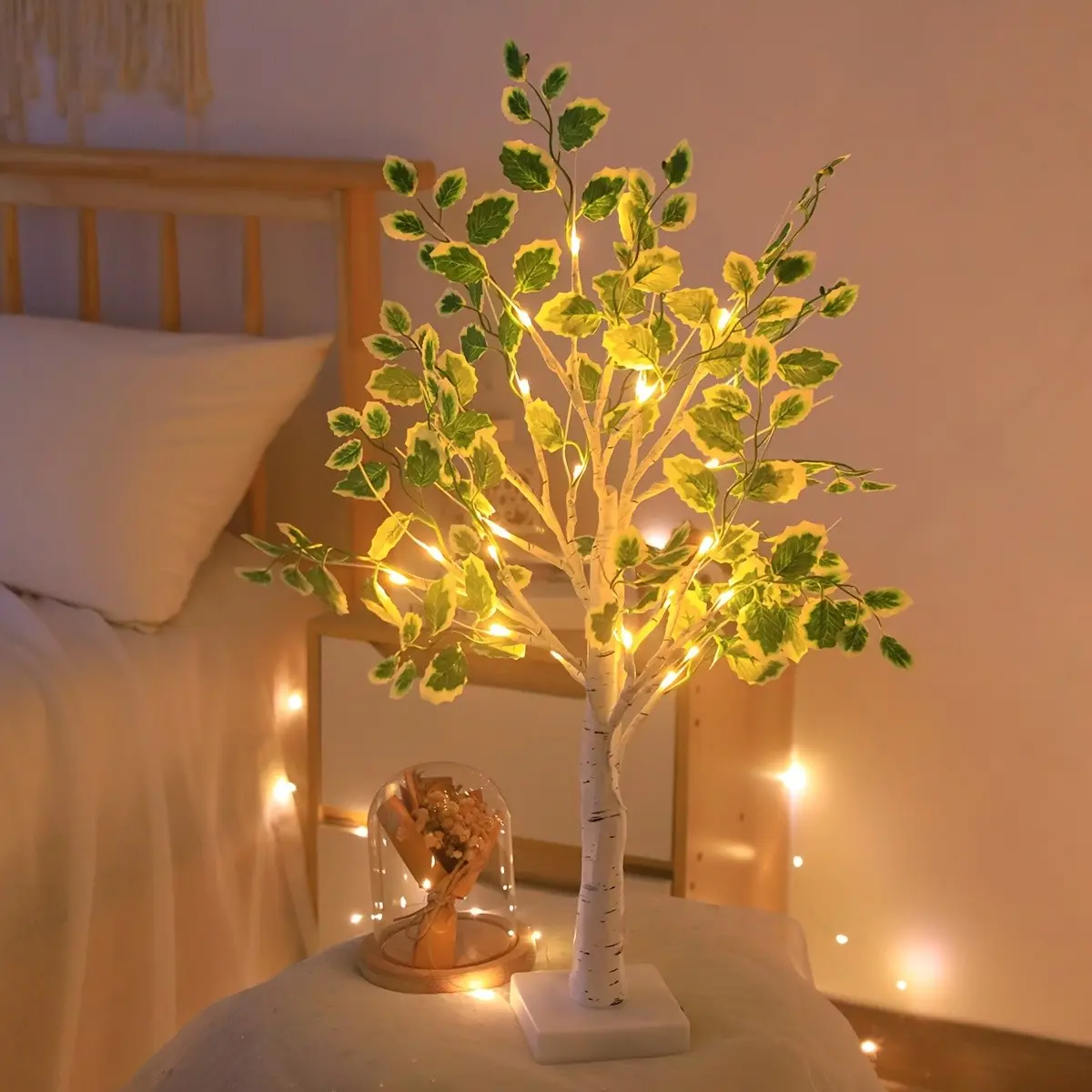 1pc White Birch Christmas Leaf Flower Lamp, Bedroom Night Light, Indoor Photo Shooting Ambient Light, Room Decor Table Lamp, Decorative Atmosphere Lamp, Powered by 3 AA and USB(Excluding battery), Adjustable Branches, Suitable for Christmas