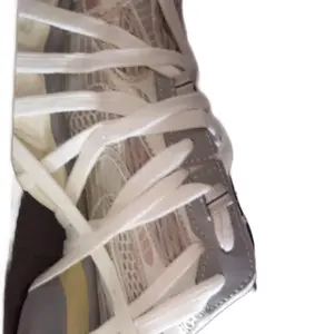 Azalea wang Footwear