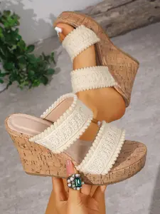 Women Crochet Cork Wedge Slide Sandals – Boho Double Strap Knitted Platform Wedge Sandals, Comfortable Lightweight Non Slip Summer Beach Vacation Casual Footwear for Women
