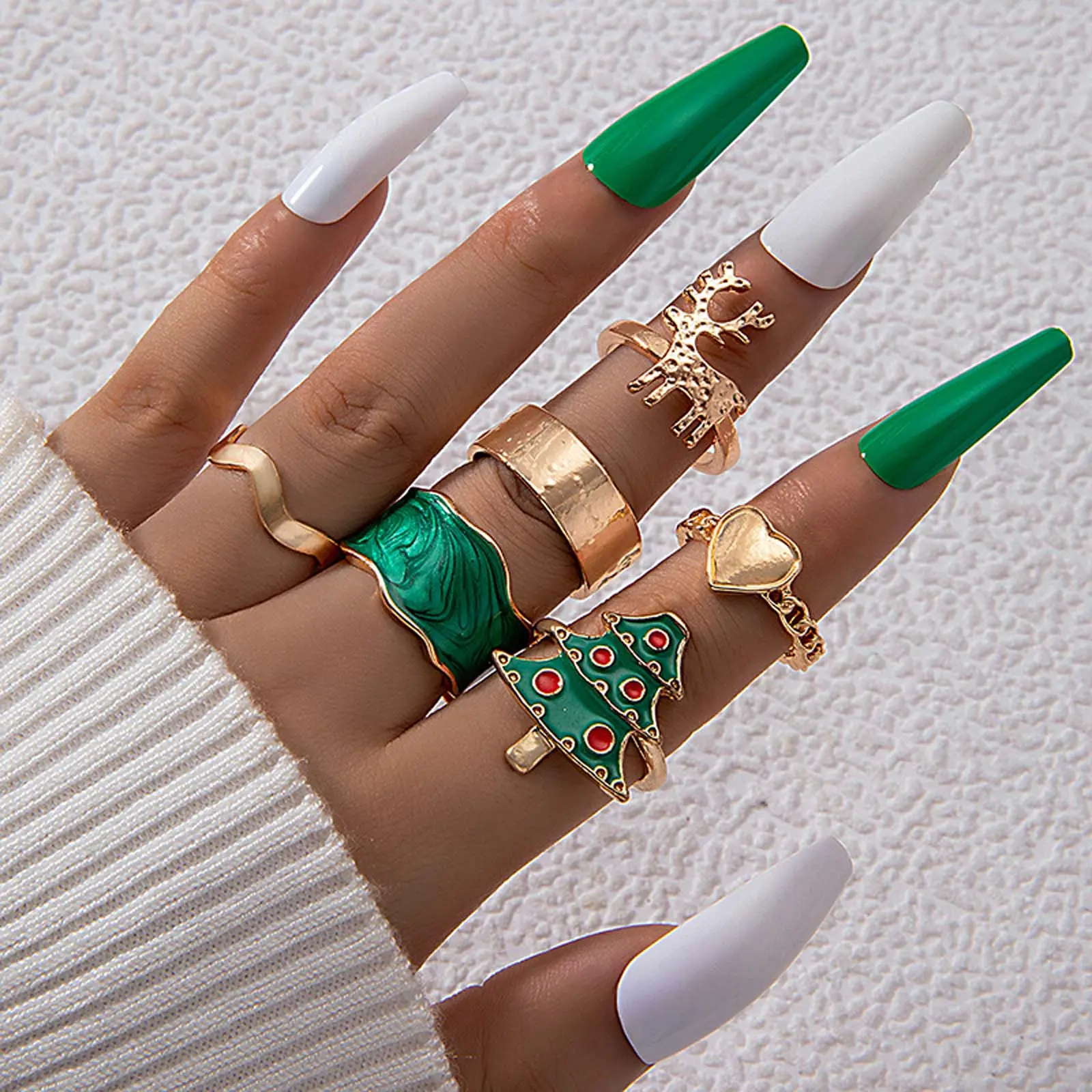Women's Adjustable Whimsical Christmas Artificial Gemstone Ring Set - Unisex Festive Gift with Reindeer Shape, Heart Form & Tree Charms, Jewelry For Women, Festive Charms, Animal, Adults, Comfortable Fit, Reindeer Form, Tree Motif, Cute, Daily, Casual, Tr
