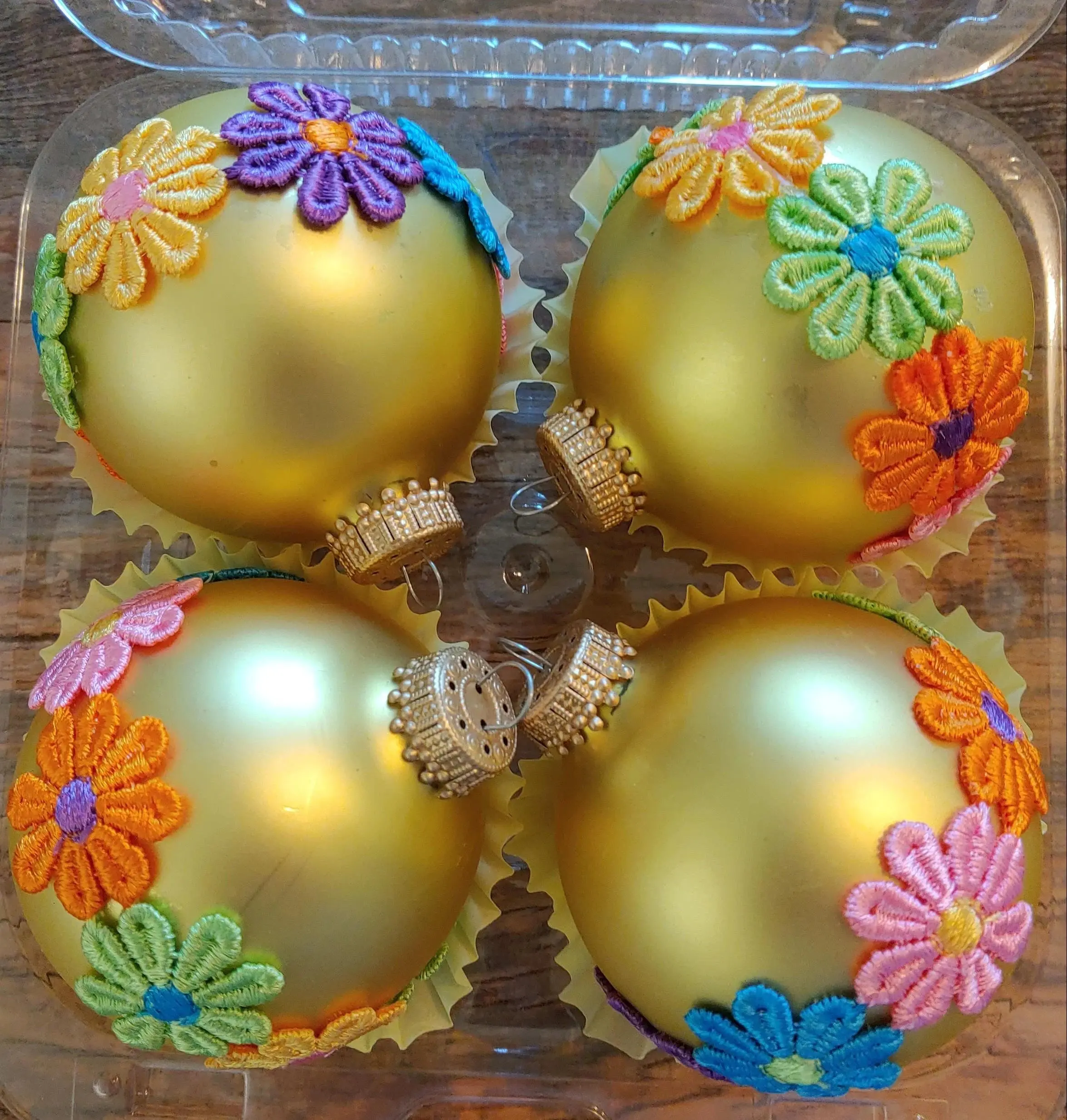 Vintage Boho Handmade Glass Matte Gold Multi-Colored Flower Christmas Ornaments