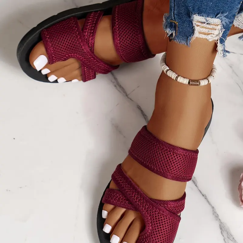 Women's Breathable Plain Summer Sandals, Casual Flat Comfy Slip On, Versatile Footwear for Beach, Party & Daily Wear, Casual Outdoor Sandals