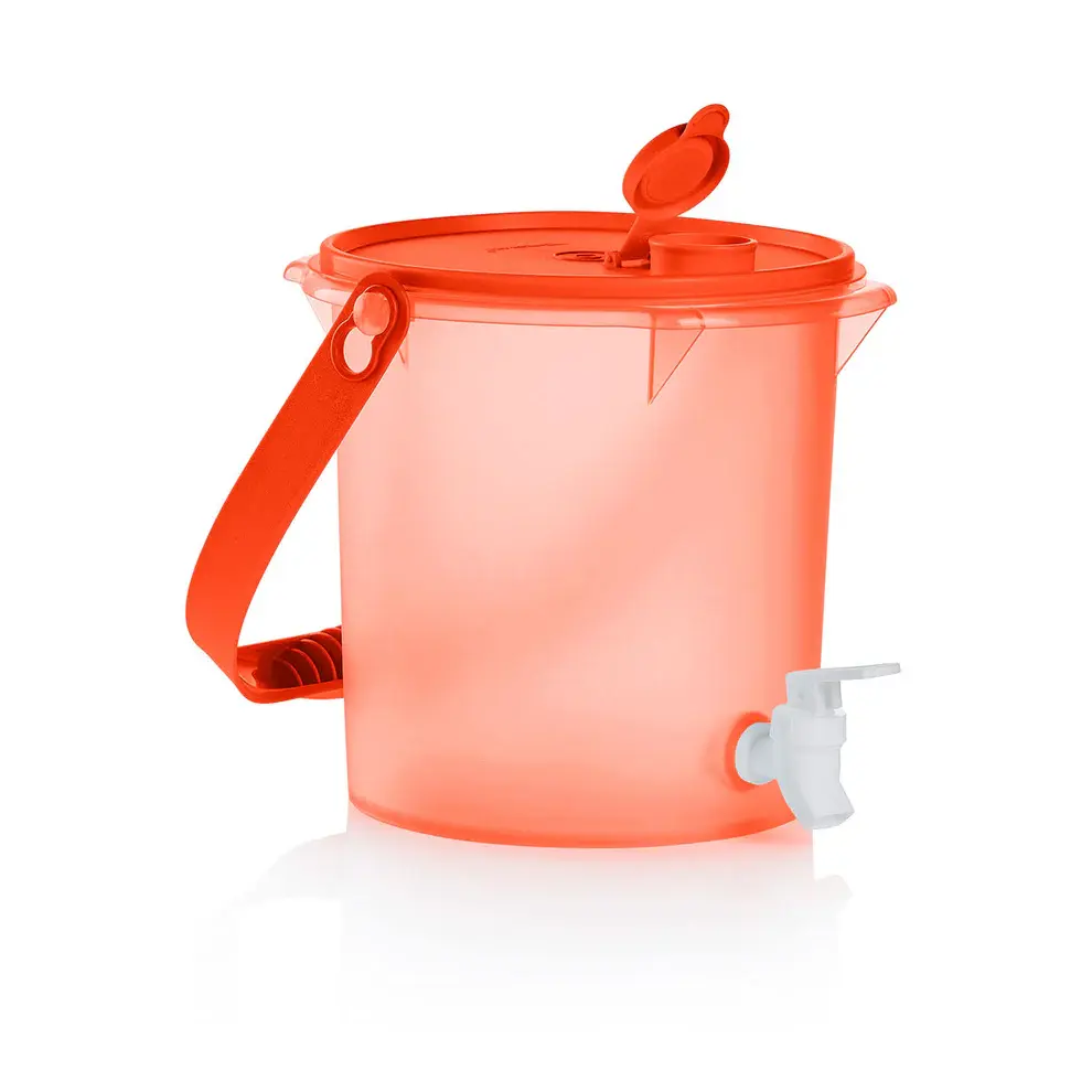 Tupperware Jumbo Canister with Beverage Spout