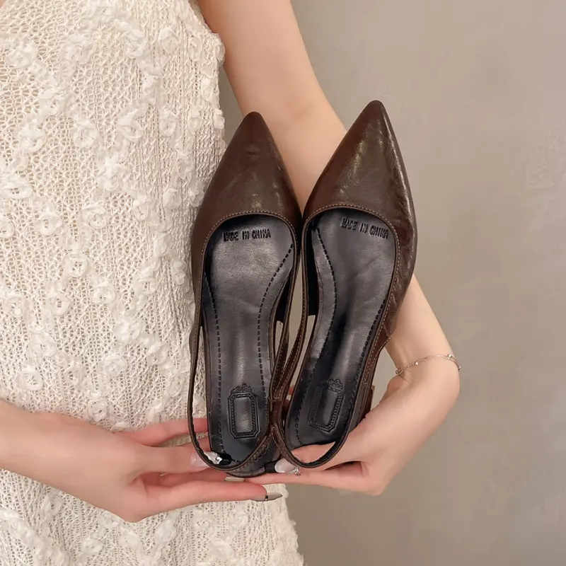 New Women's Pointed Toe Design Faux Leather Sandals, Pointed Toe Footwear, Low Heel Comfortable Soft Sole, Summer Fashion Versatile for Walking and Dresses, Walking Shoes