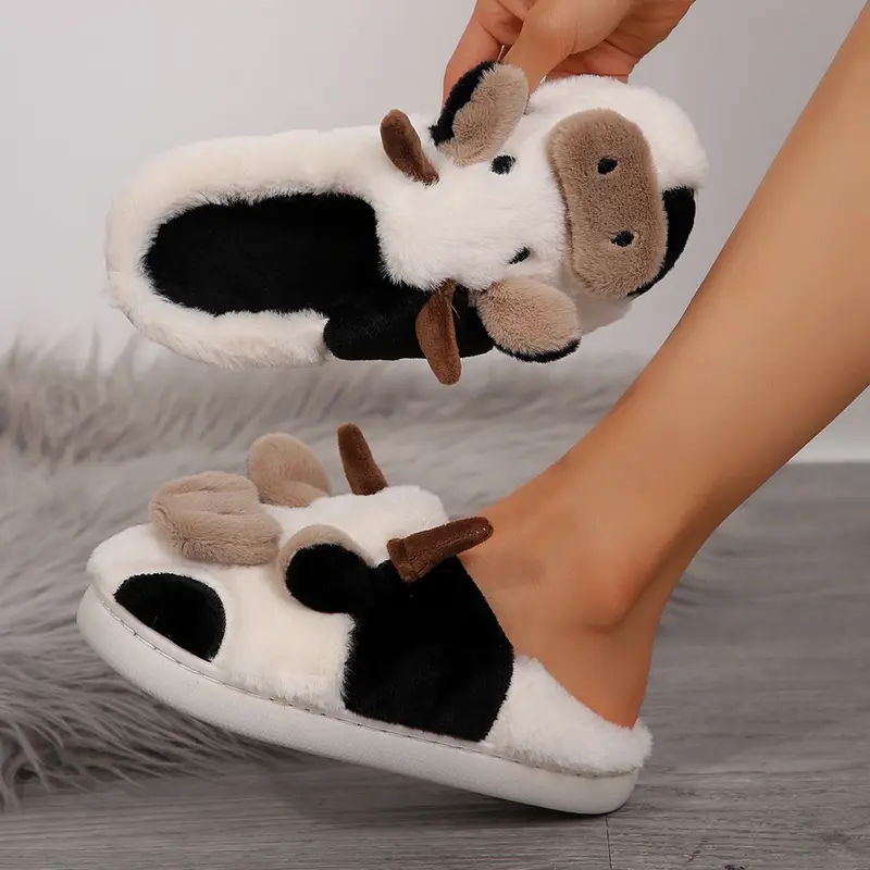 Cow Slippers for Women and Men, Fluffy Cute Cozy Cartoon Cow Cotton House Slipper Womens Milky Cows Snow Animal Preppy Funny Furry Kawaii Bedroom Pillow Cloud Slippers for Women Indoor and Outdoor