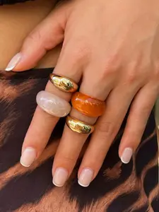 Fashion Joint Ring Set, Luxurious Style, High-Quality Amber Color, Casual Wear, All Seasons, Random Print Design, Alloy Material