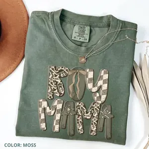 Comfort Colors Camo Boy Mama T-Shirt Mothers Day Tee for Mom Camouflage Retro Gift Soft Cotton Aesthetic Fun