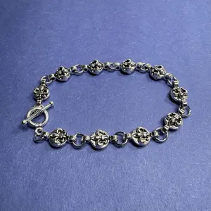 Heavyweight Cross Bracelet Vintage 20cm Unisex Stainless Steel Chain Jewelry with Unique Floral Design for Men and Women