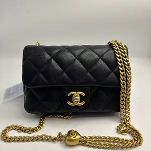 Pre-owned CHANEL Black Caviar skin Mini Classic Flap Bag with Gold Hardware 23P, Heart Shaped Adjustable Chain Shoulder & Crossbody
