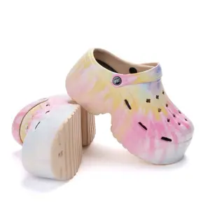 Women's Clog - Tie-Dye Walking Shoes for Comfortable Everyday Wear - Footwear