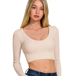 Zenana Seamless Fitted Rib V-neck Long Sleeve Crop Top