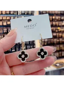 Versatile Four-Leaf Clover Earrings for Women, Fashionable and Elegant Ear Pendants and Hoops, 2026 New Arrival High Quality Earrings