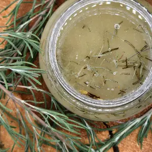 Natural Rosemary Sugar Scrub for Smooth Glowing Skin Gentle Exfoliating Moisturizing Herbal Body Scrub with Sunflower Oil Moisture Hydrating Plant-Powered Formula Earthy Aroma Perfect Gift