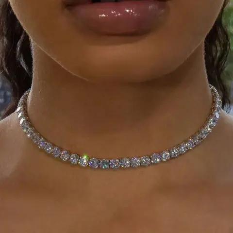 Elegant Rhinestone Decorated Bling Chain Choker Necklace for Women, Stylish Fashion Glamour Jewelry Accessory, Perfect for Any Occasion, Trendy and Chic Design, Durable Alloy, Chain Necklaces