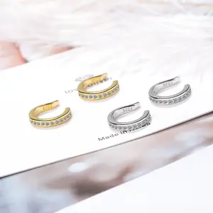 Catching Ear Corrector & Rhinestone Inlaid Ear Clips No Piercing Stylish Individual Accessories for Women