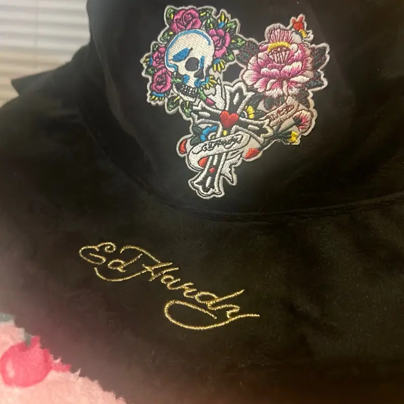 Ed Hardy Bucket Hat - Black Sherpa 100% Cotton with  display picture 1
