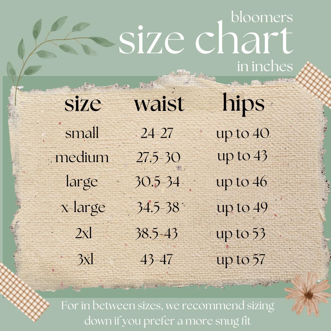 Victorian Bloomers - White Lace Shorts with Elastic Waistband for Women's Bottoms