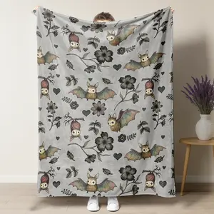 Bats Flower Heart Flannel Throw Blanket Throw Halloween Spooky Cute Fuzzy Blanket For Sofa Couch Bed Blanket Home Decor