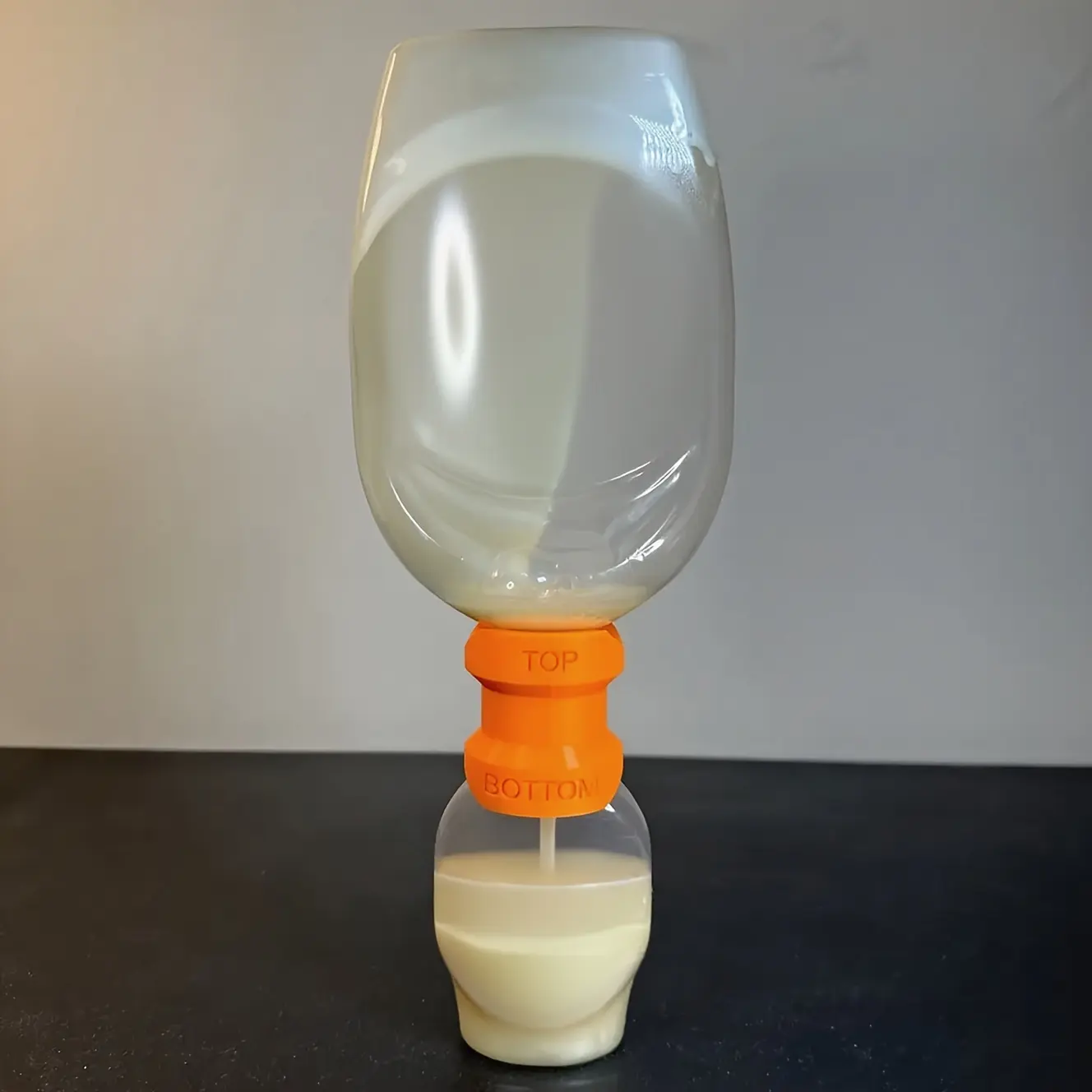 Liquid Hand Sanitizer Dispenser Tool, Time-Saving Hand Wash Bottle, Refillable Bottle, Convenient Liquid Soap Device, in Stock Now