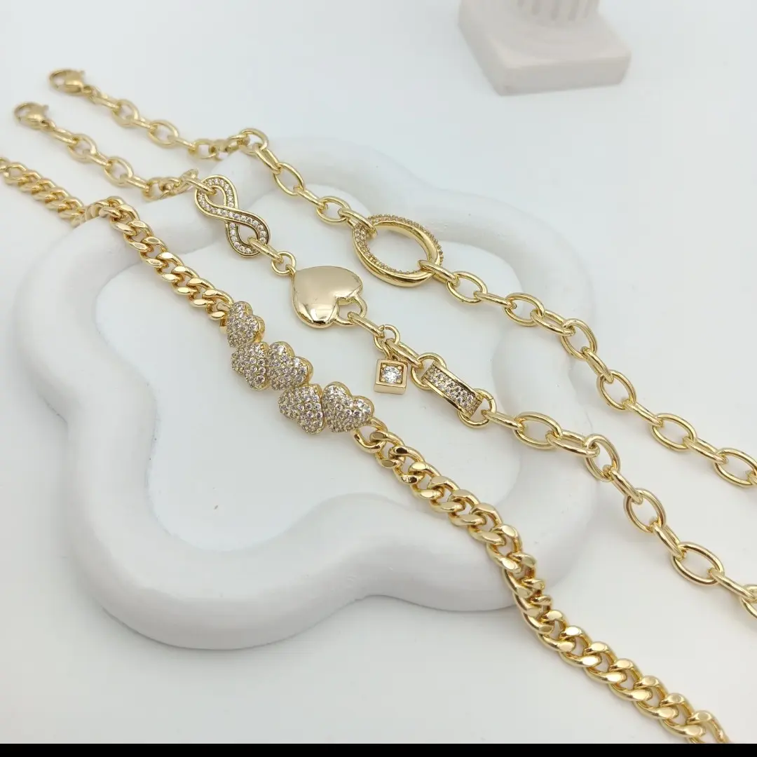 Yordy Elegant bracelets for women, high quality and varied bracelets, 14k gold plated.