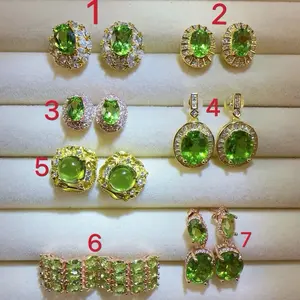 <PingEast jewelry > Peridots earrings——925 Sterling Silver Earrings featuring natural eye-clean Peridot, the birthstone for August. Elegant, timeless, and versatile design with a vibrant green sparkle