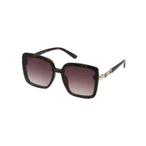 Oversized Fashionable Square Sunglasses in Tortoise