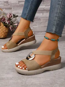Ladies' 2026 summer new wedge sandals, fashionable buckle sandals, elastic flat strap design, comfortable flat sandal shoes, Strapy Sandals, Low Wedges