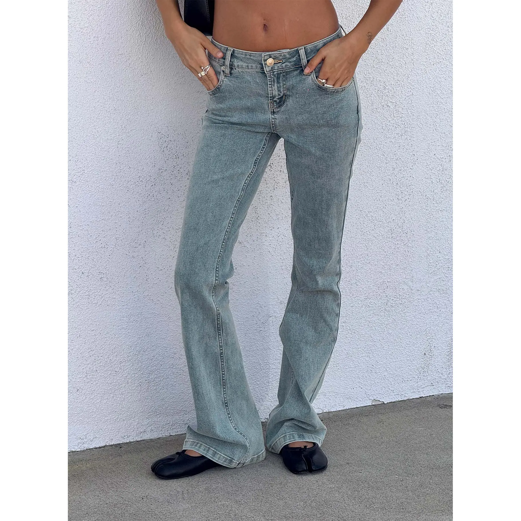 Bethany Low Rise Bootleg Jeans Ice Wash