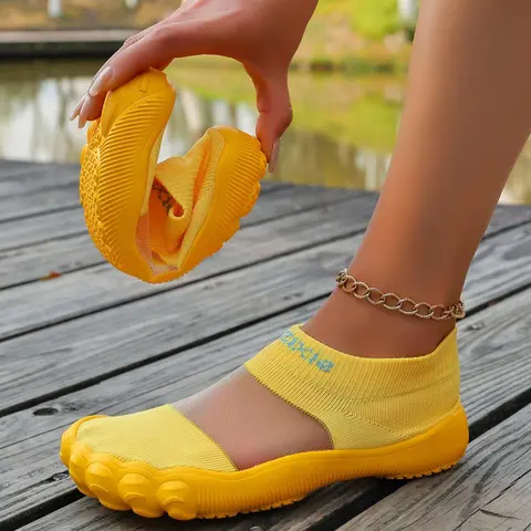 Unisex's Solid Color Breathable Quick Drying Lightweight Swim Shoes, Sporty Slip on Barefoot Shoes for Beach, Swimming, Hiking, Outdoor Sports Shoes, Water Footwear, Water Aqua Shoes