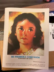 Mi Primera Comunion: Catecismo del nino (Spanish Edition) Staple Bound – November 1, 2003